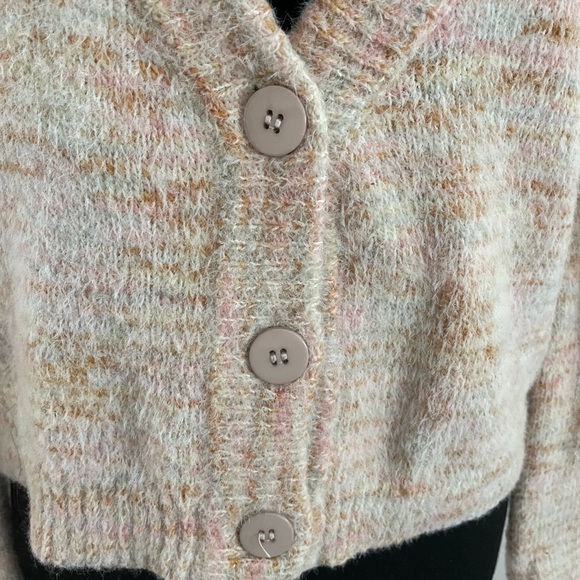 Sincerely Jules Fuzzy Pink Cropped Cardigan size Medium - Picture 4 of 6